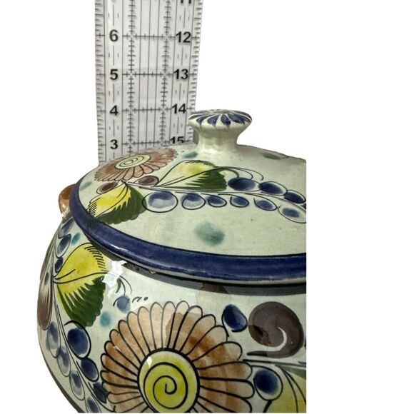 CAT Tonalá 359 Hand-Painted Mexican Pottery Covered Dish – Green Blue Yellow - Picture 9 of 9